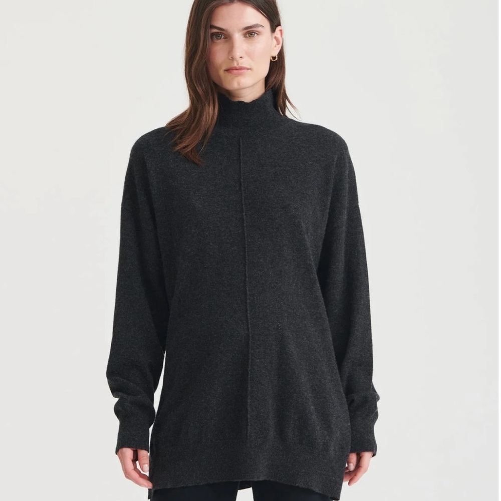 NWT NAADAM Washable Cashmere Gray oversized Turtleneck. Relaxed size XXS.